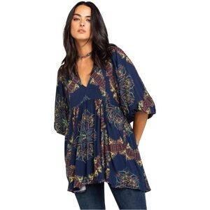 FREE PEOPLE Girl Talk Tunic Blouse Oversized Navy Combo Women’s Size Small